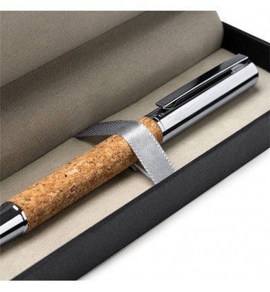 Pix premium din plută în cutie...