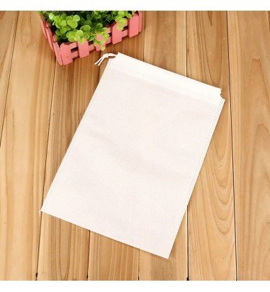 Săculeți non woven cu sfoară - alb...