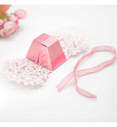 Cutiuță cu fundă model fluturași...