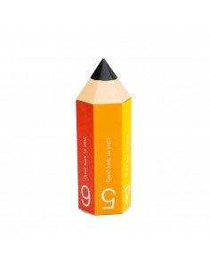 Cutie în formă de creion...