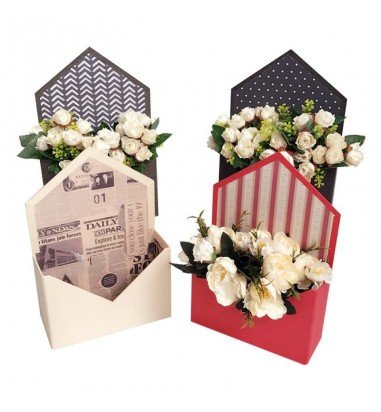 Cutie solidă tip plic - beige ziar