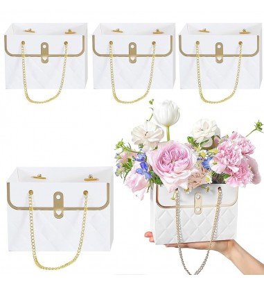 Gentuță model romburi cu lănțișor...