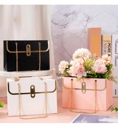 Gentuță model romburi cu lănțișor...