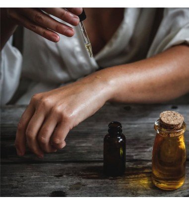 Sticluță neagră lucioasă...