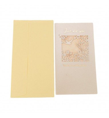 Felicitări cu fereastră model floral...