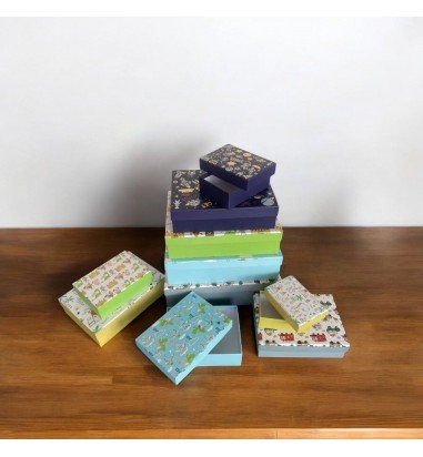 Set 10 cutii dreptunghiulare diferite...