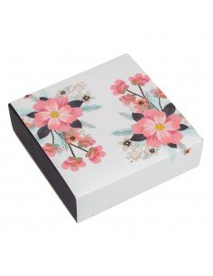 Cutie cu model floral și...