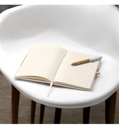 Set premium caiet și pix din plută