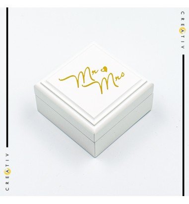 Cutie pentru verighete patrata Mr & Mrs