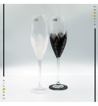 Pahare de sampanie pentru miri sau...