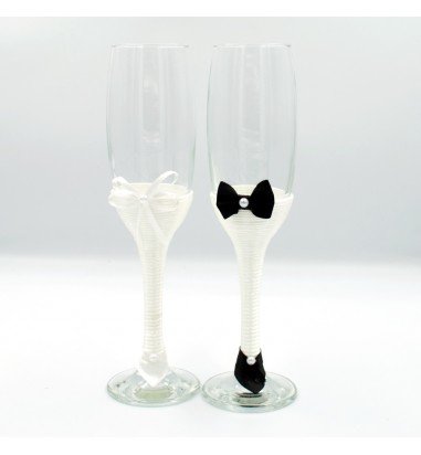 Pahare de sampanie pentru miri sau...