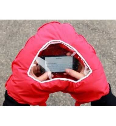 Manusa in forma de inima cu fereastra...