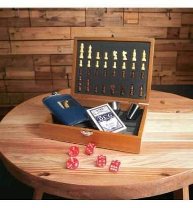 Set plosca, carti, sah si zaruri