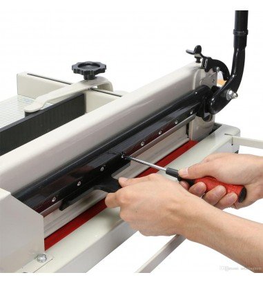 Ghilotină tipografică A3