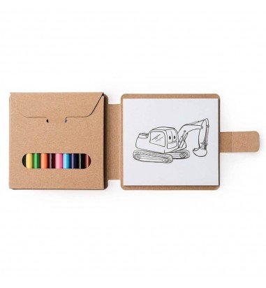 Set de colorat cu desene și creioane