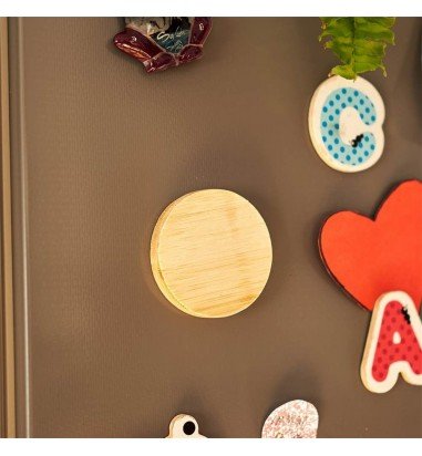 Desfăcător din lemn magnetic